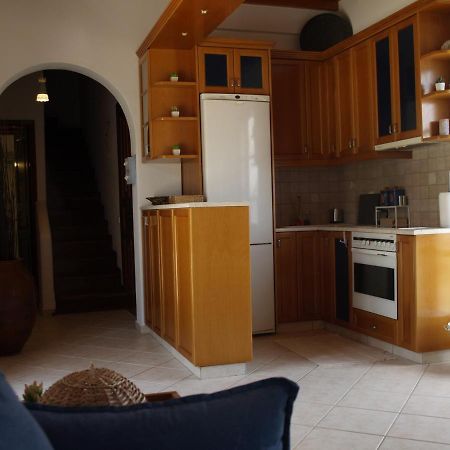 Ornos Seaside Blue Villas Екстериор снимка