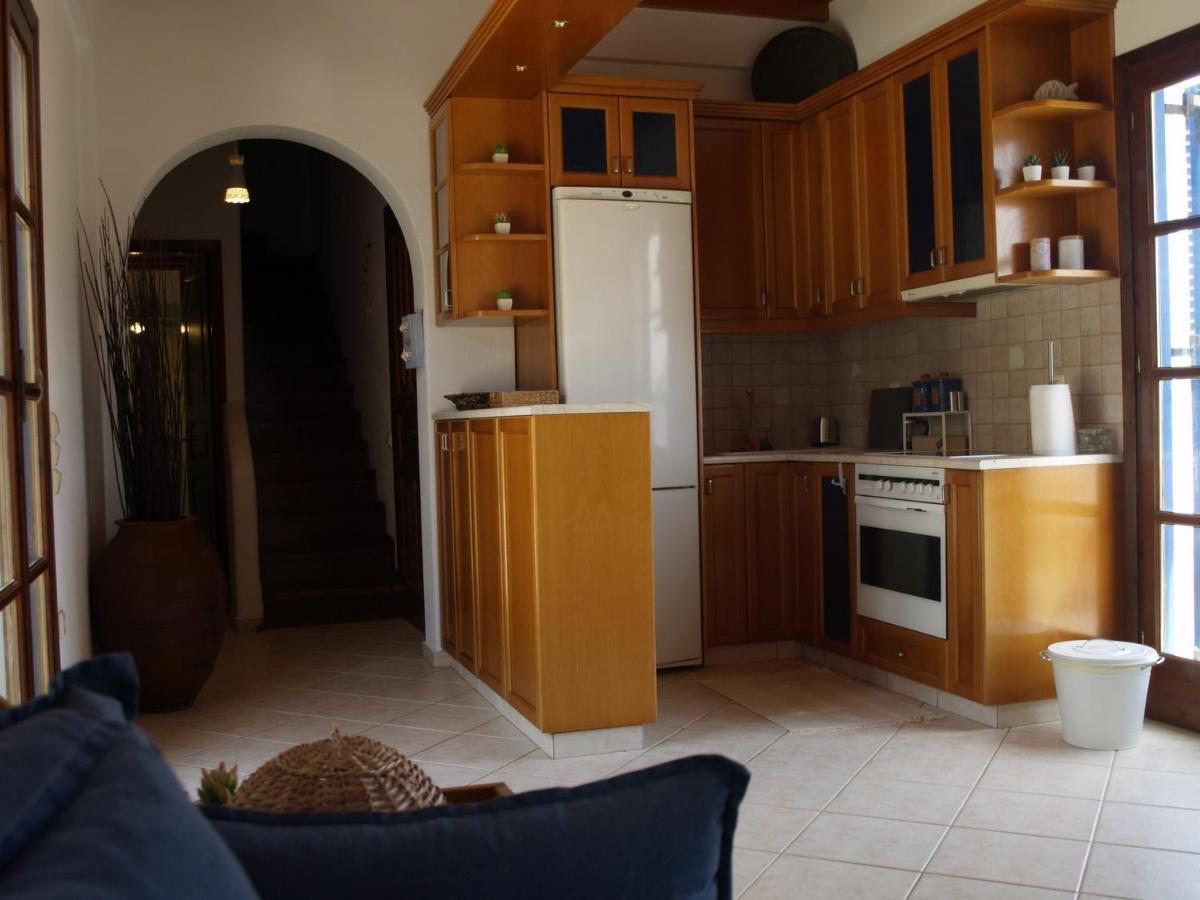 Ornos Seaside Blue Villas Екстериор снимка
