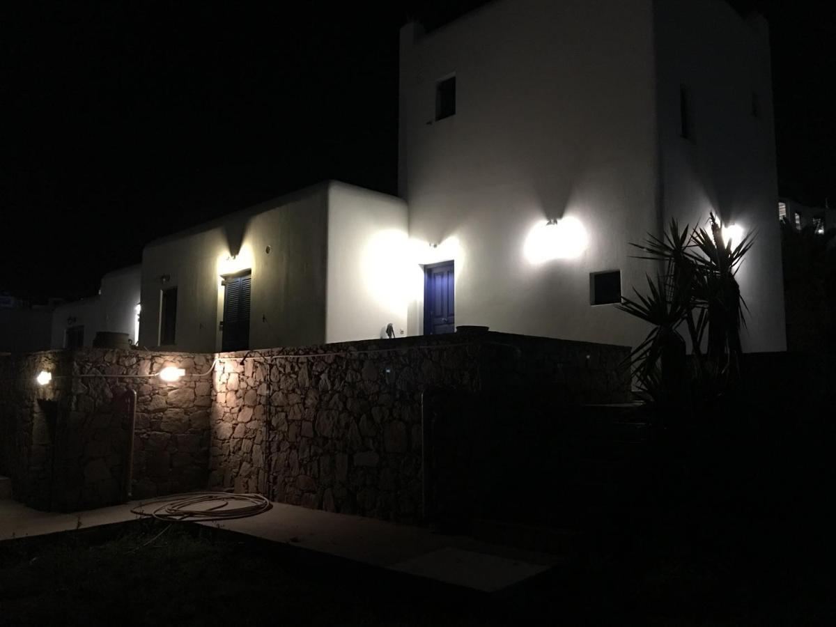 Ornos Seaside Blue Villas Екстериор снимка