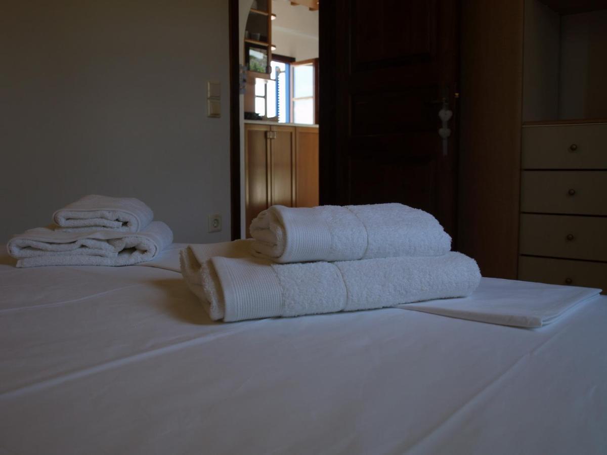 Ornos Seaside Blue Villas Екстериор снимка
