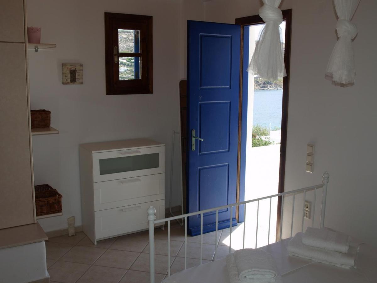 Ornos Seaside Blue Villas Екстериор снимка